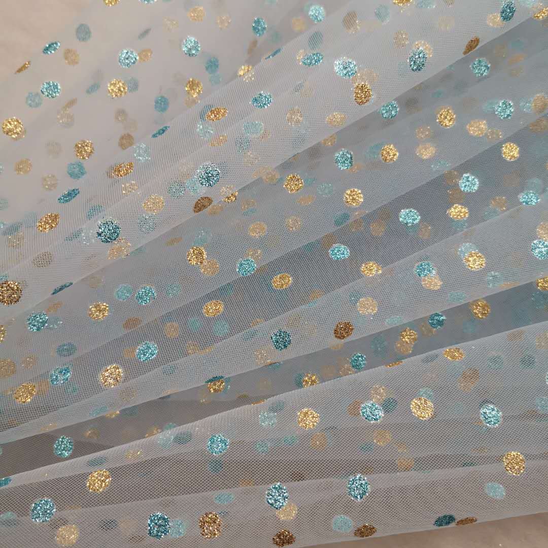Baby Clothing Organic - Tkanina siatkowa z nadrukiem kolorowych kropek